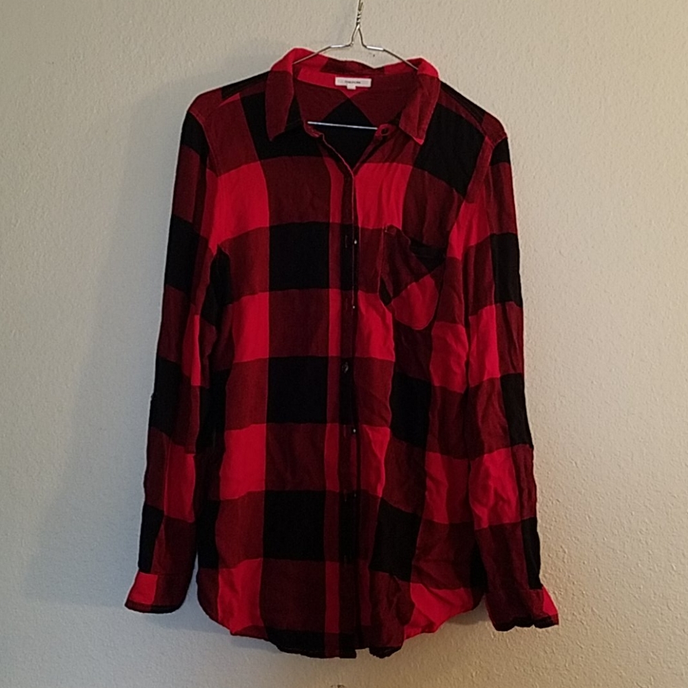 Maurices red/black plaid shirt